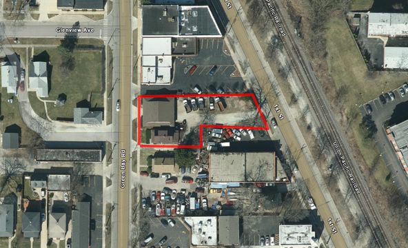 2101 Green Bay Rd, Highland Park, IL 60035